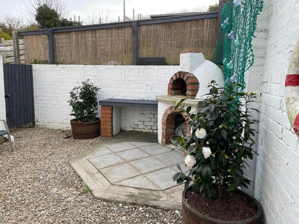 Coastal Cwtch Villa Milford Haven Exterior foto